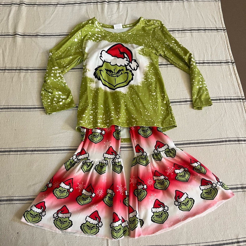 Green and Red Grinch outfit